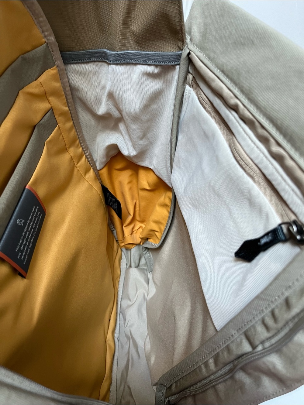 Bellroy Melbourne Backpack - Picture 11 of 16